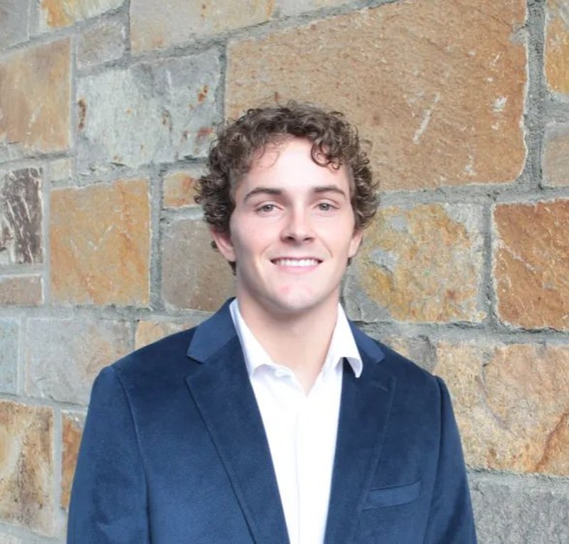 Brady, Co-founder of Leveled Mgmt